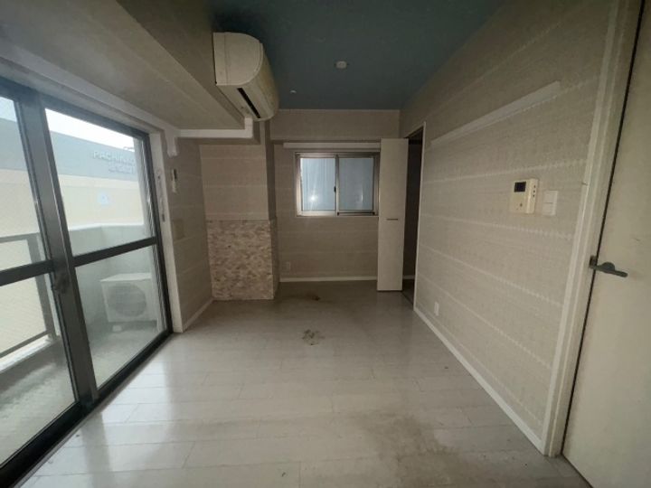 新鎌スカイタワーの居間