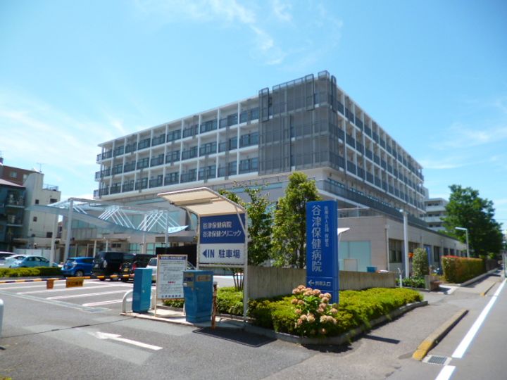プライム・エイトの周辺