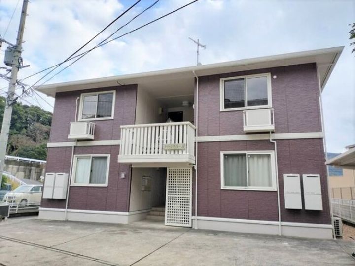 グリーンヴァレー B棟の外観