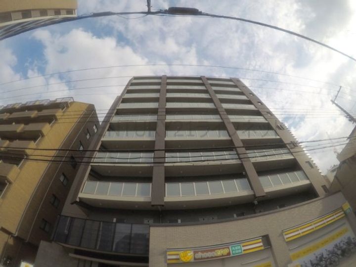 リュエルうめきたの外観