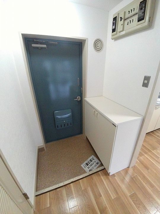 サンライズ志木の玄関