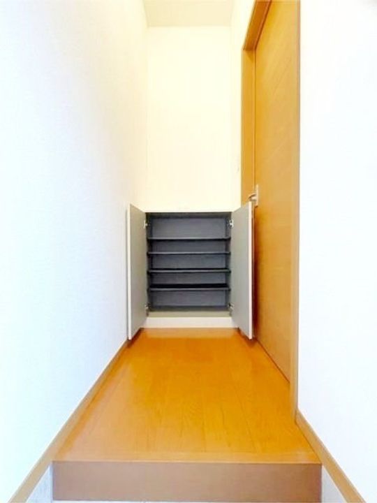 栃木県真岡市久下田(アパート)の賃貸物件の玄関