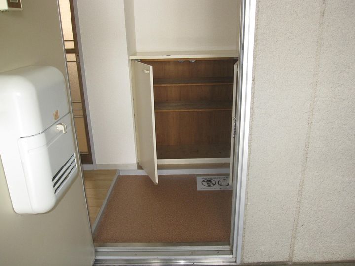 セジュールおたまやの玄関