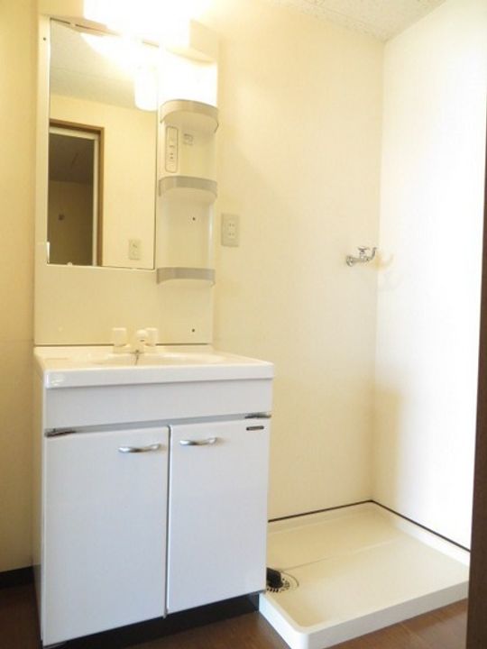 三宅ビルの内装