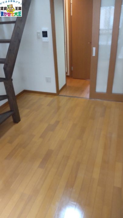 長崎県長崎市本原町(アパート)の賃貸物件の居間