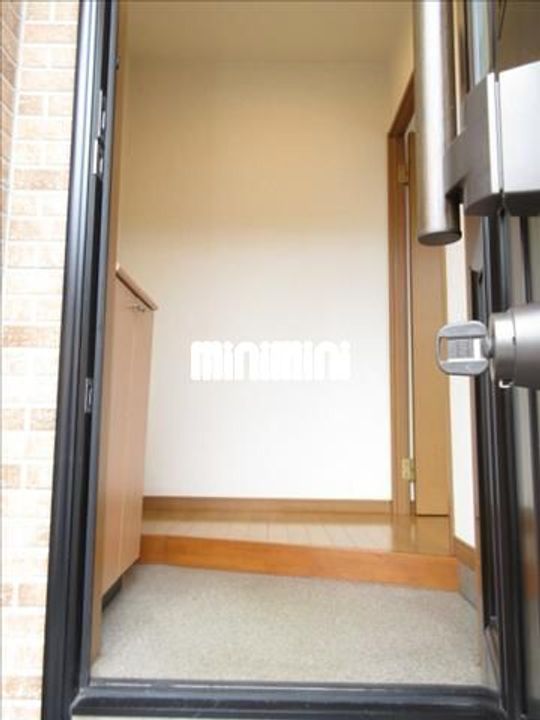 静岡県磐田市上大之郷(一戸建)の賃貸物件の玄関