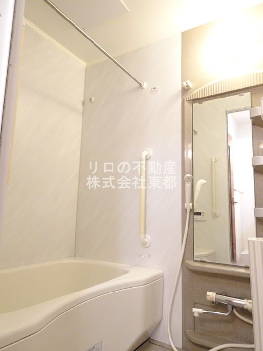 コンフォガーデン赤堤の風呂