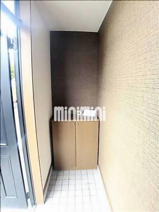 三重県鈴鹿市野町中3(一戸建)の賃貸物件の玄関