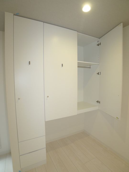 Anaheim court Shinurayasuの内装