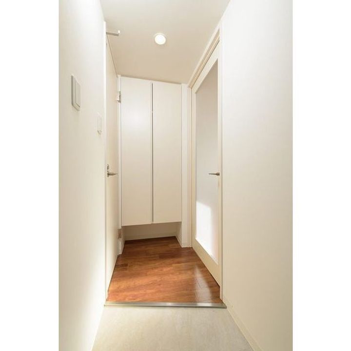 City Residence元町(シティレジデンス元町)の玄関