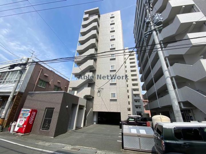 フォーエス新町の外観