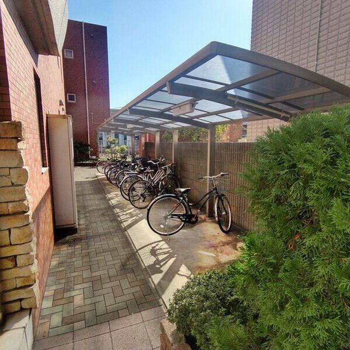 埼玉県川口市並木1(マンション)の賃貸物件の地図
