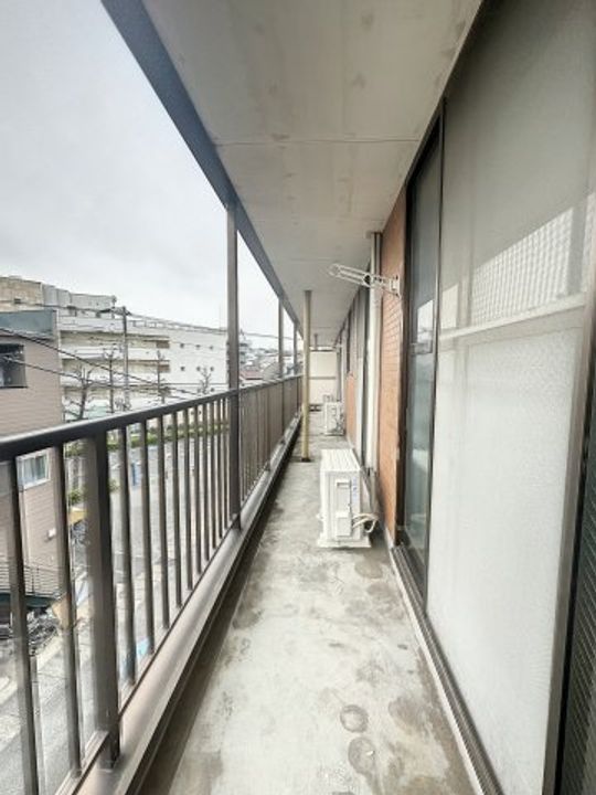 ポーラスターアキモトの内装