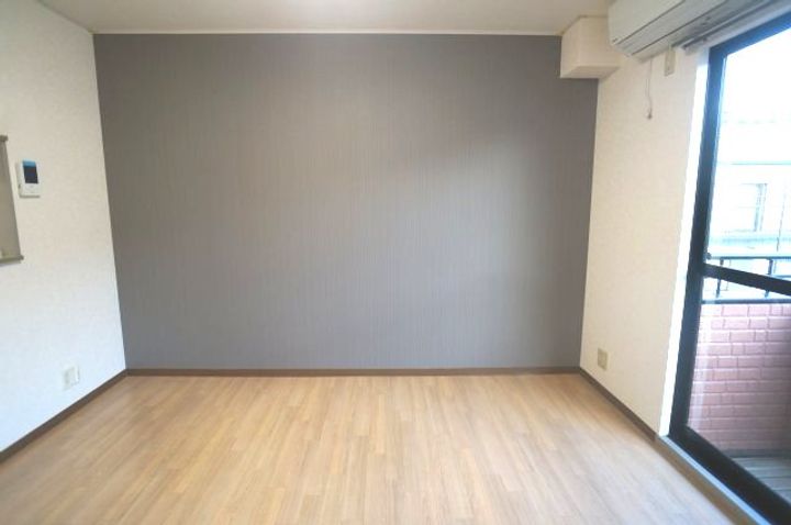 グランパパB棟の居間