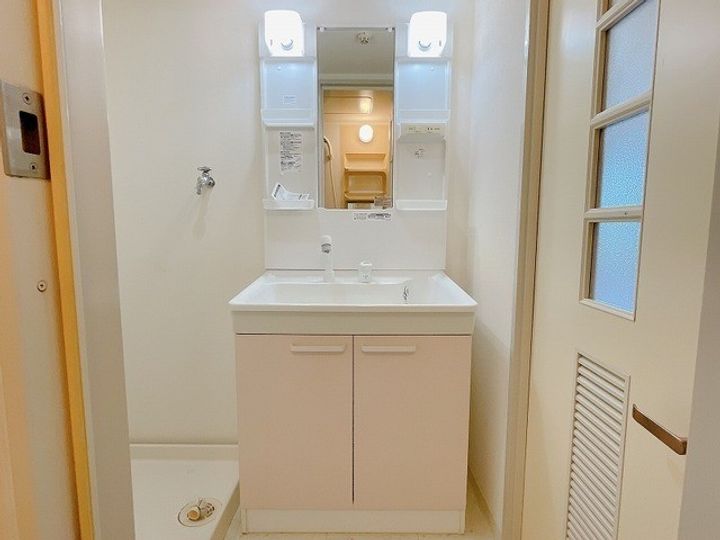 日宝グランディ中島の内装