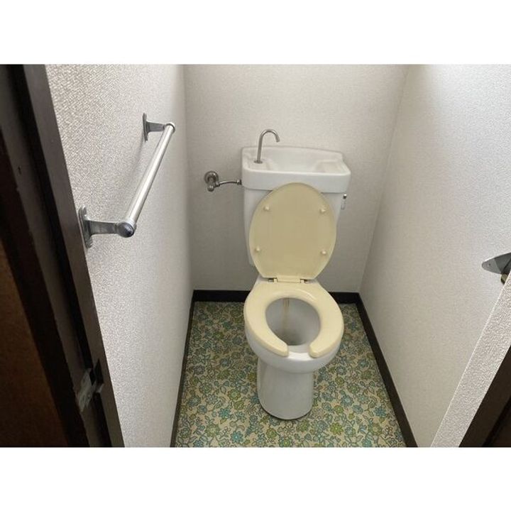 菱野ビルの内装