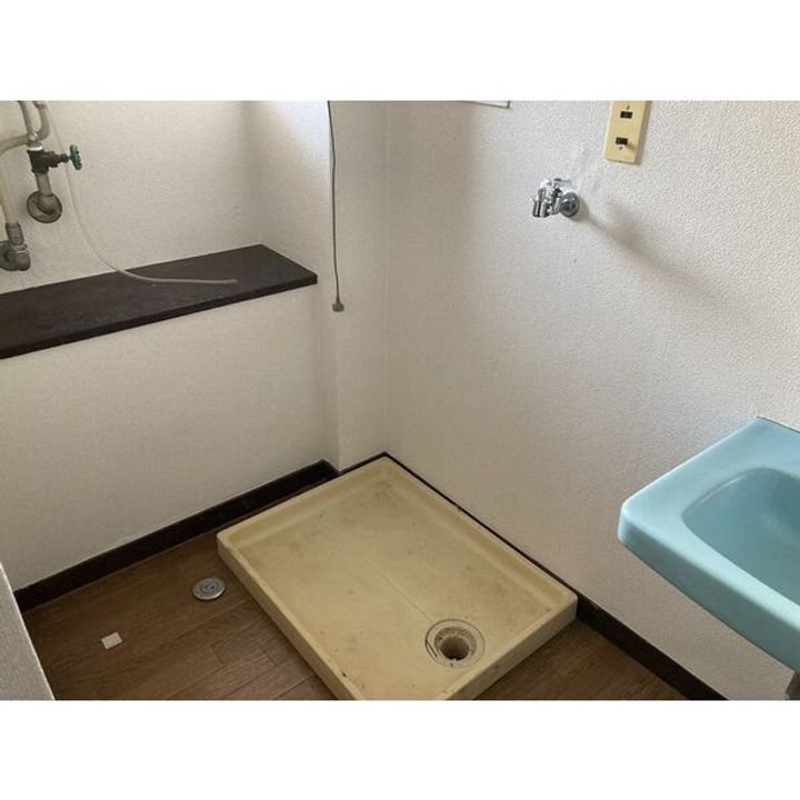 菱野ビルの内装