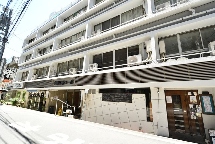 中野住研コーポの外観