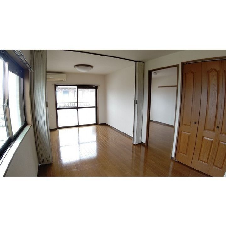 ソシア・Sの居間