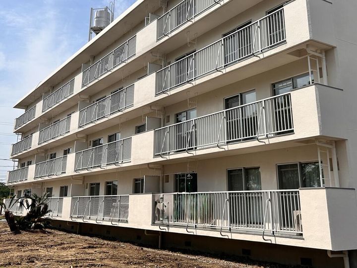 松高マンションの外観