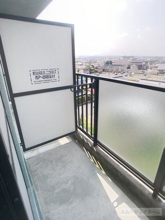 滋賀県東近江市八日市清水2(マンション)の賃貸物件の内装