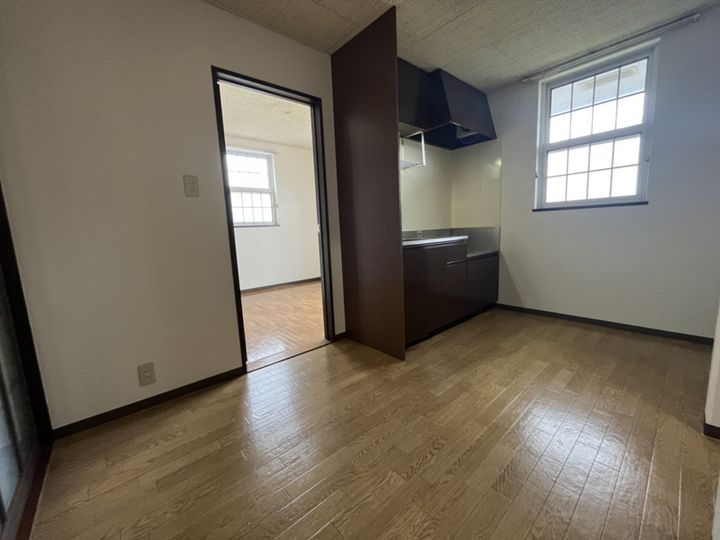 オークハイツの居間