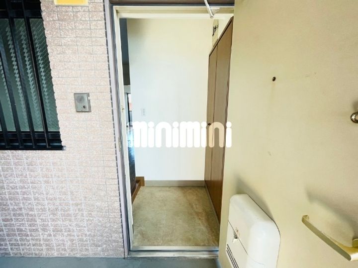 レールサイドヒルズの玄関