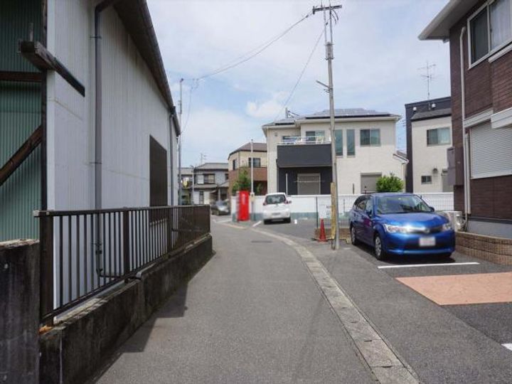 ウィンバードの周辺