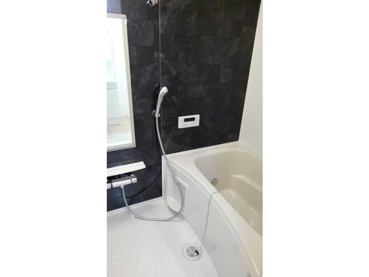 愛知県碧南市尾城町3(アパート)の賃貸物件の風呂