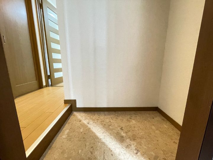 バンブー新栄の玄関