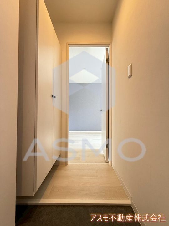 大阪府大阪市北区長柄中1(マンション)の賃貸物件の玄関