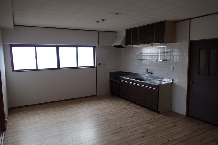 ルミウス常盤通のキッチン