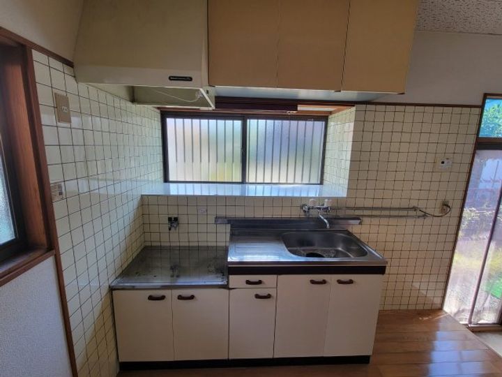 鹿児島県姶良市東餅田(一戸建)の賃貸物件のキッチン
