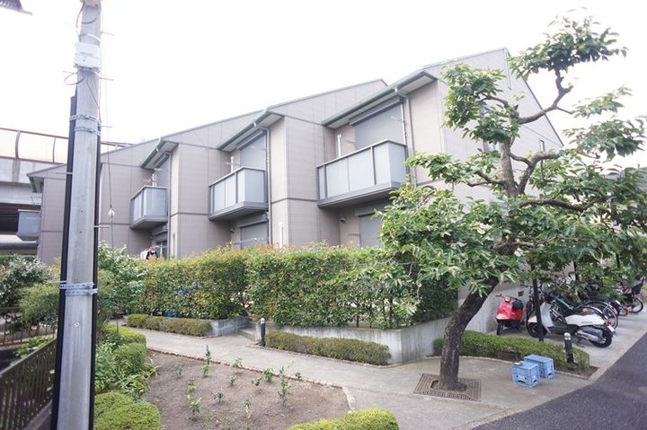 神奈川県藤沢市小塚(一戸建)の賃貸物件の外観
