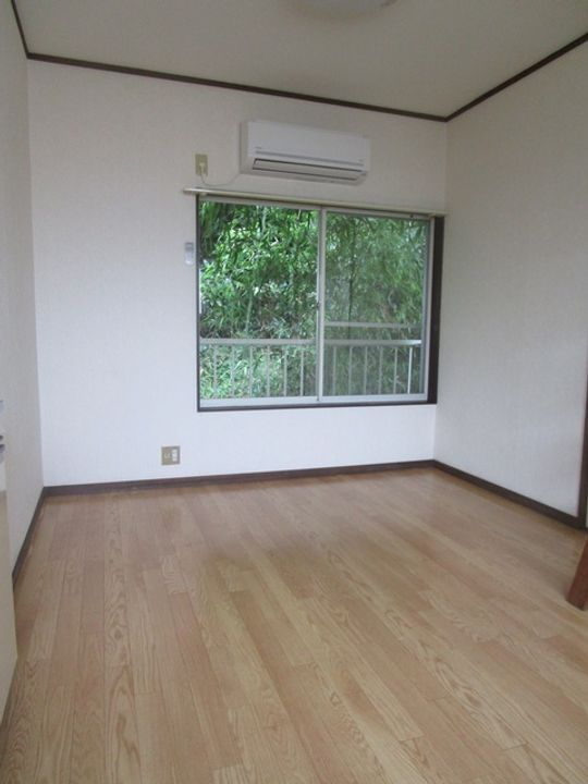 グリーンヒルBの居間