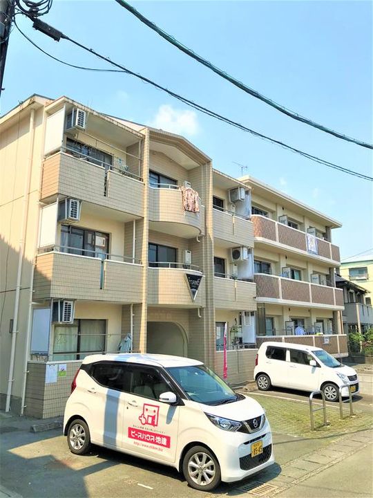 フォルム熊大前の外観