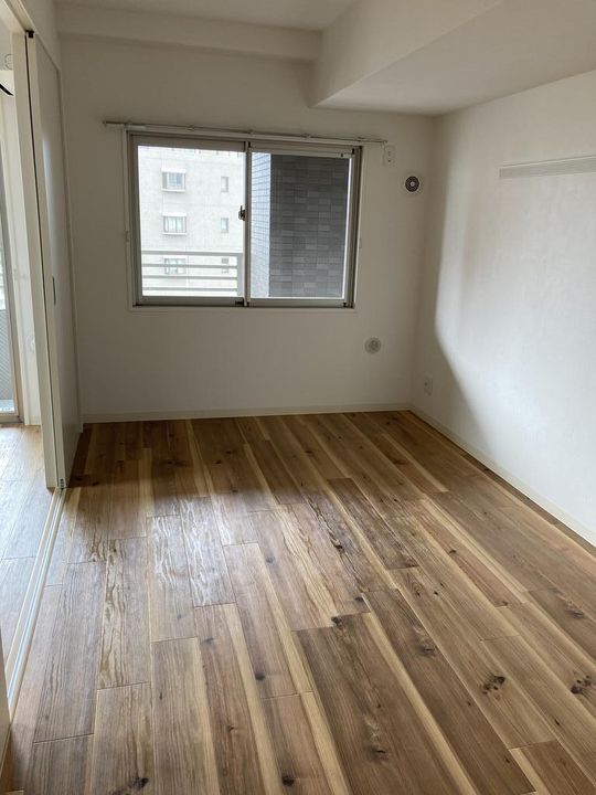 フリーゼ村上の居間