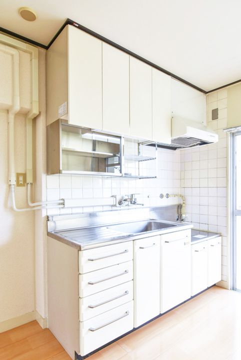 UR岩成台のキッチン