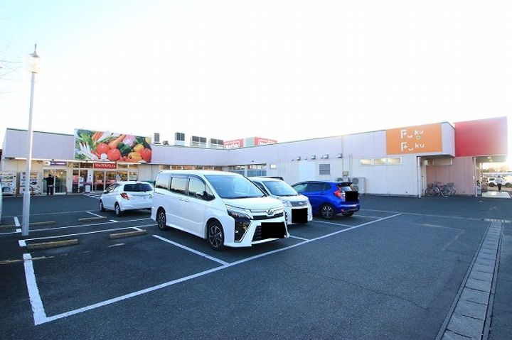 MAISON DE CLEO IIIの周辺