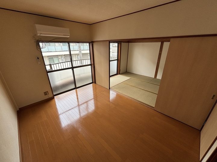 コーポエビハラIIの居間