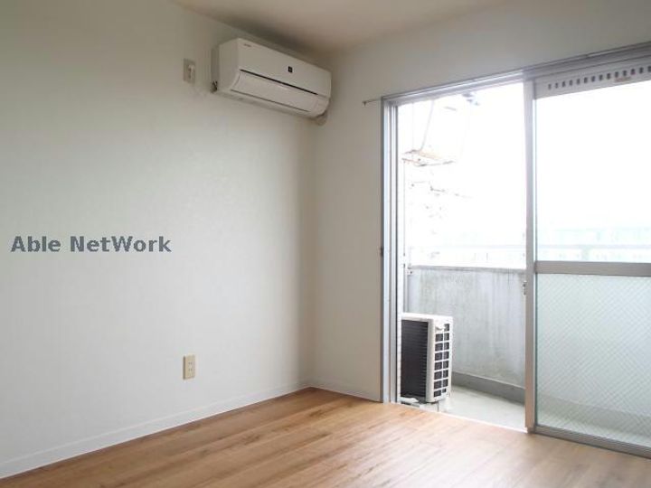 ハイツアサノB館の居間