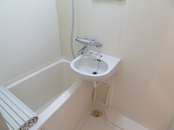 今関ビルの風呂