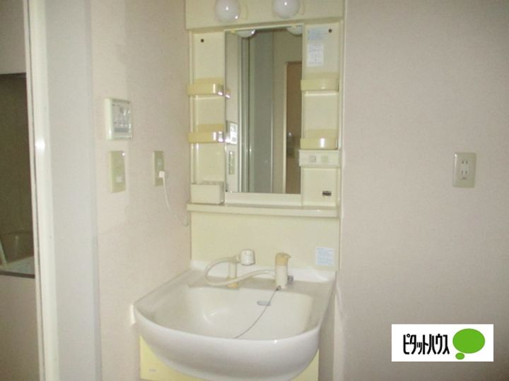 タウンコート・エミの内装