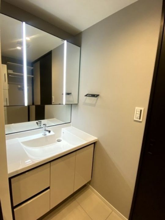 東京都港区三田5(マンション)の賃貸物件の内装