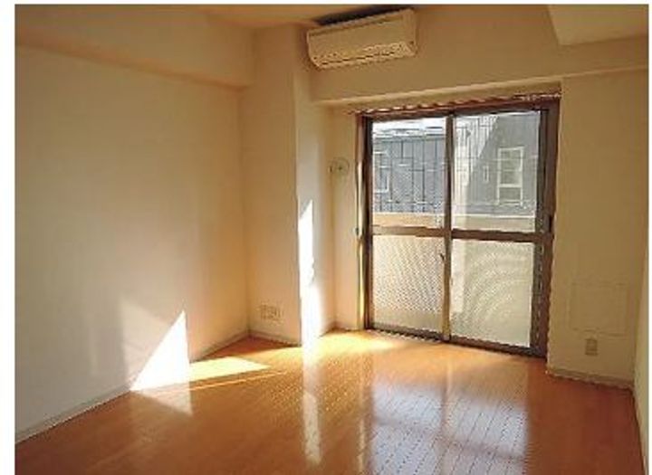 東京都文京区千石1(マンション)の賃貸物件の居間