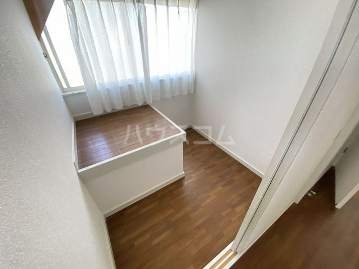 穂谷野コーポの内装