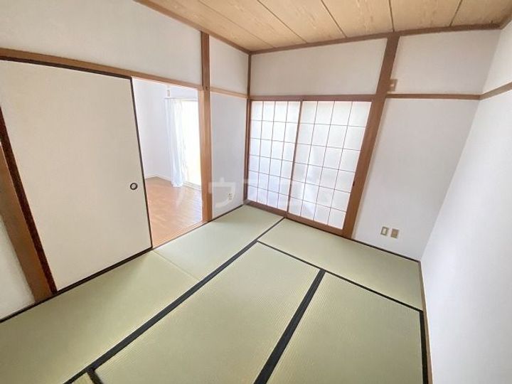 穂谷野コーポの内装