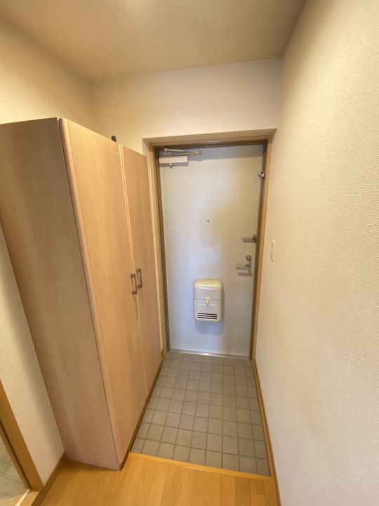 熊本県菊池郡菊陽町武蔵ヶ丘北1(マンション)の賃貸物件の玄関
