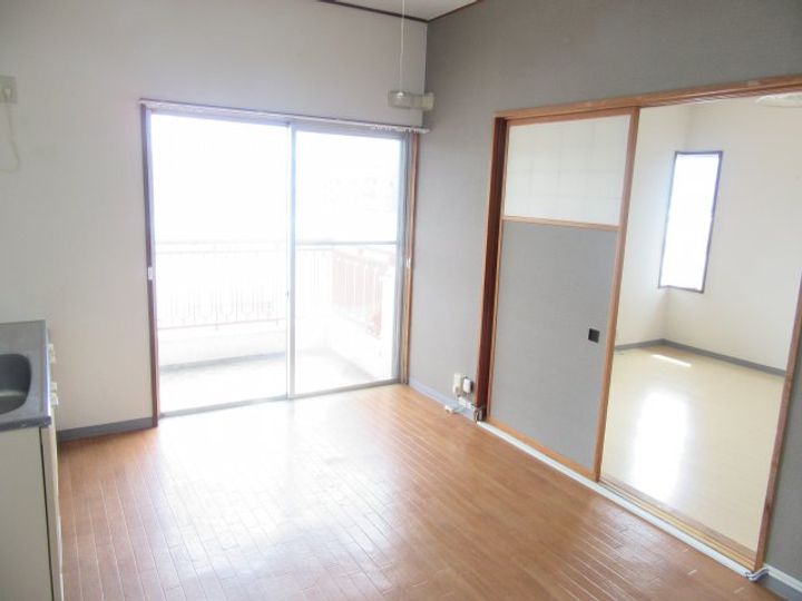 ナチュール西田の居間