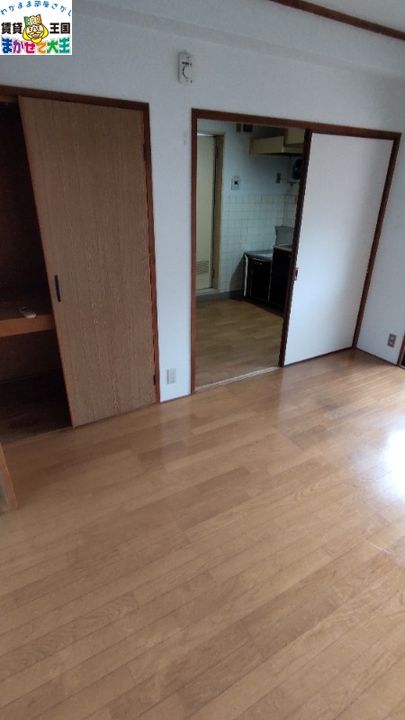 リッチ文教の居間